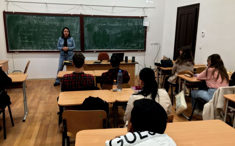 Iskola másként a 12.A-ban
