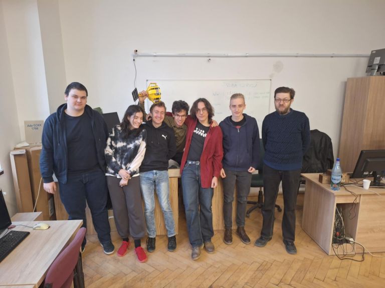 FLL (First Lego League) debreceni regionális robotversenyén vettünk részt